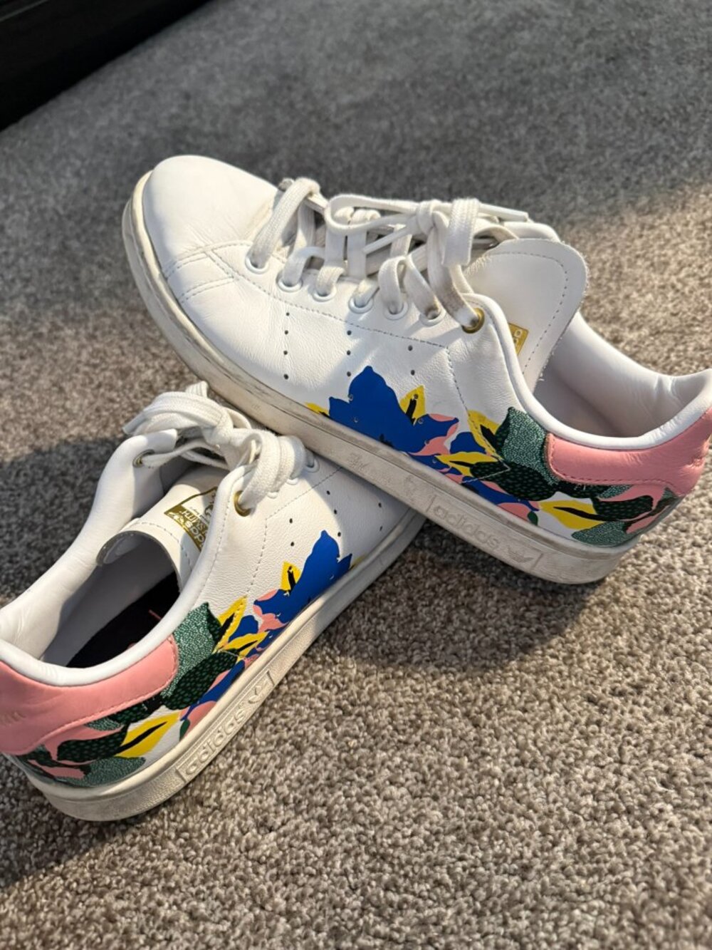 Adidas Stan Smith Sneakers | White & Pink Floral Print | Classic Leather